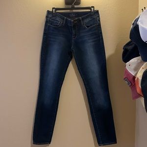 Jeans size 28